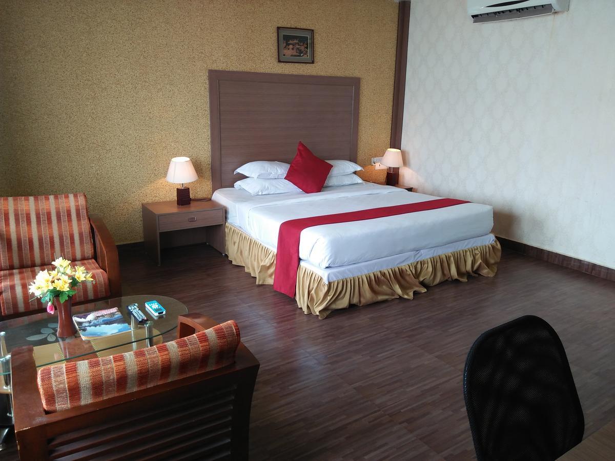 Golden Sun Beach Resort Mahabalipuram Exterior photo