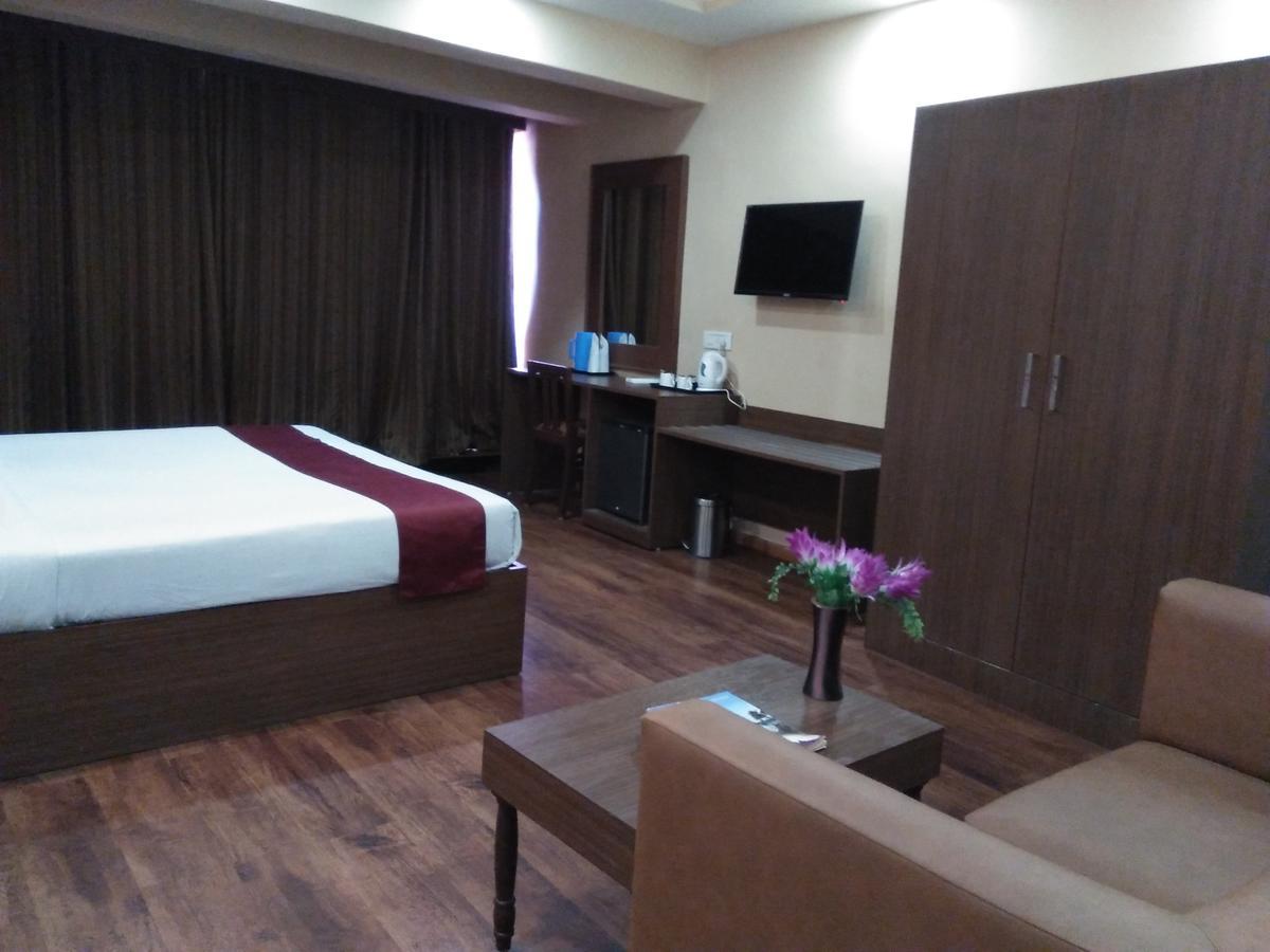 Golden Sun Beach Resort Mahabalipuram Exterior photo