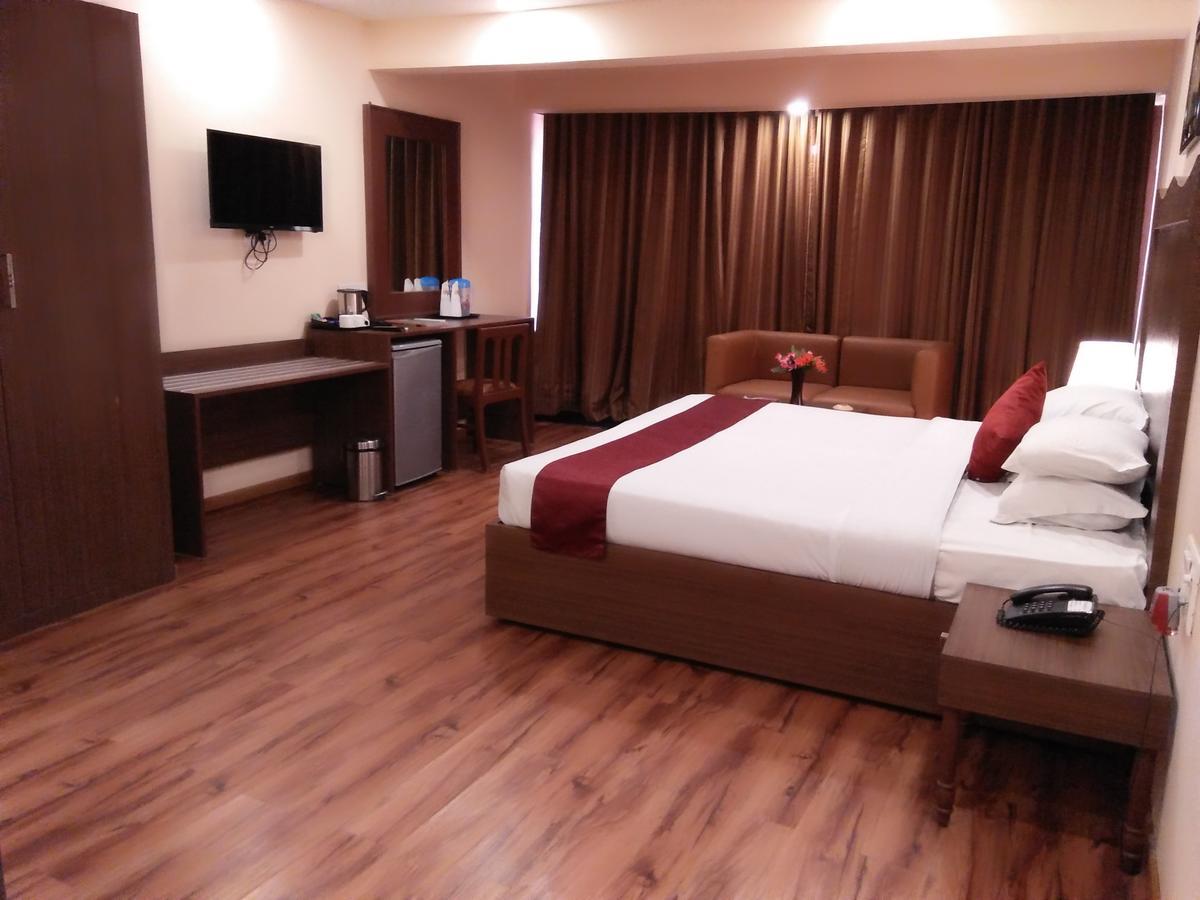 Golden Sun Beach Resort Mahabalipuram Exterior photo